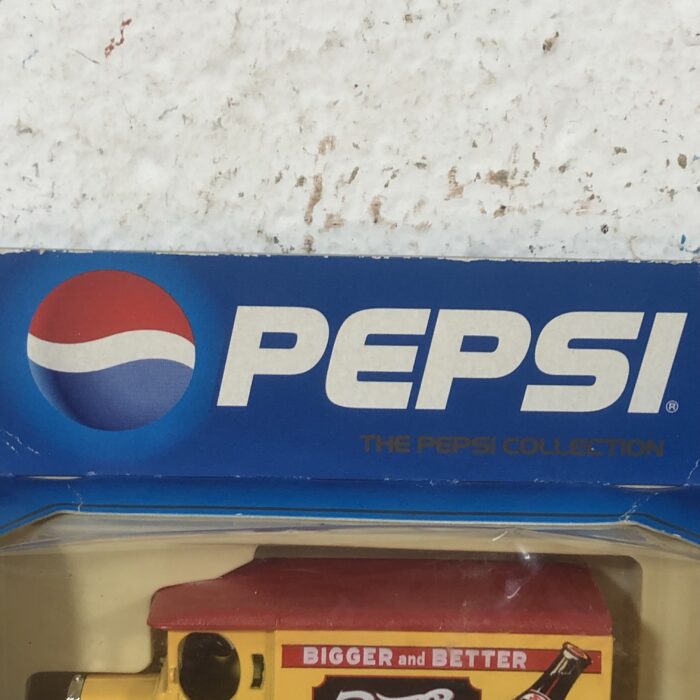 Pepsi-Cola Delivery Truck - Image 2