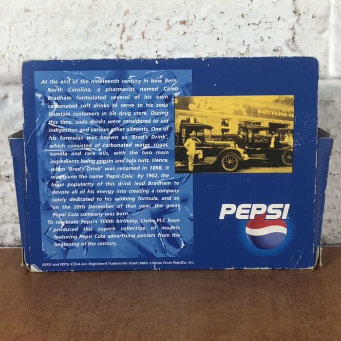 Pepsi-Cola Delivery Truck - Image 7