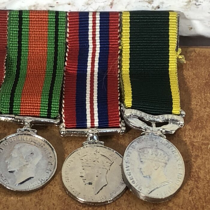 Vintage WW2 Military Medals Set (Miniature) - Image 4