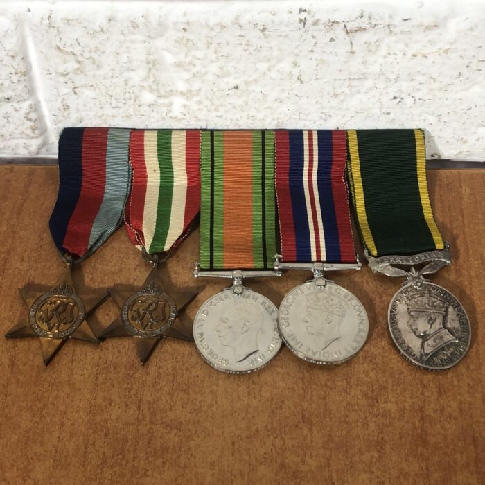 Vintage WW2 Military Medals Set