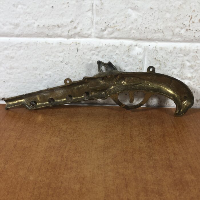 Vintage Brass Flintlock Pistol Themed Key Holder - Image 7