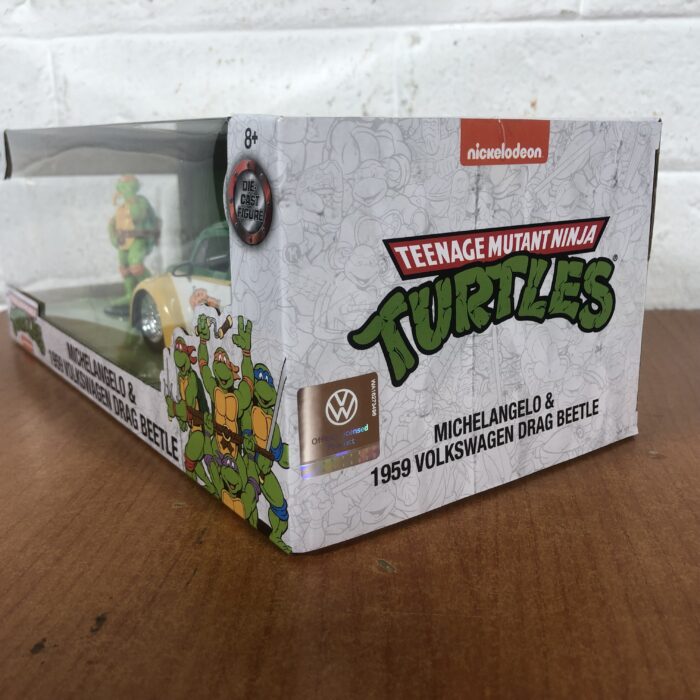 Teenage Mutant Ninja Turtles ~ Michelangelo & 1959 Volkswagen Drag Beetle (1:24) - Image 7