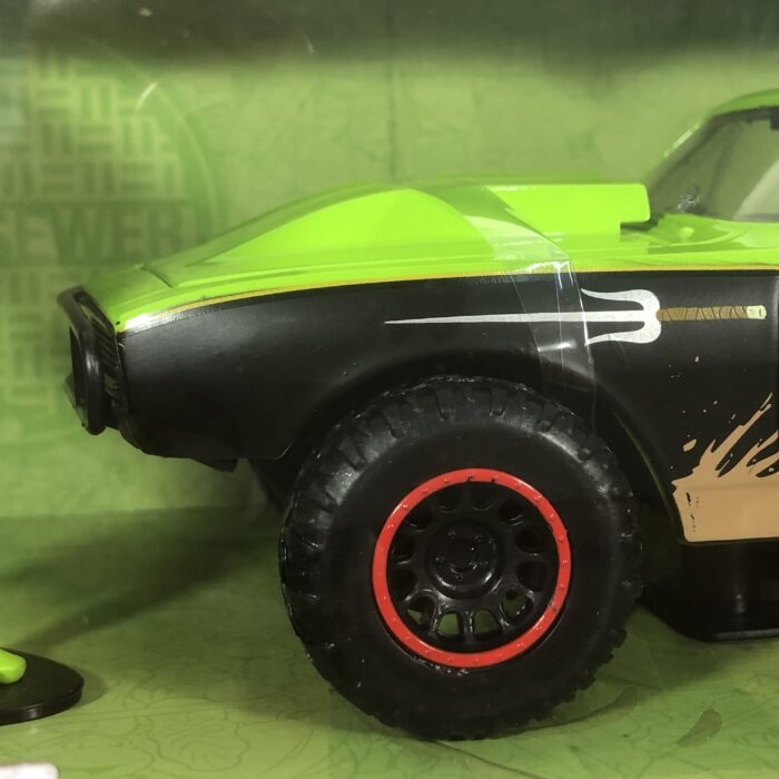 Teenage Mutant Ninja Turtles ~ Raphael & 1967 Chevrolet Camaro (1:24) - Image 4