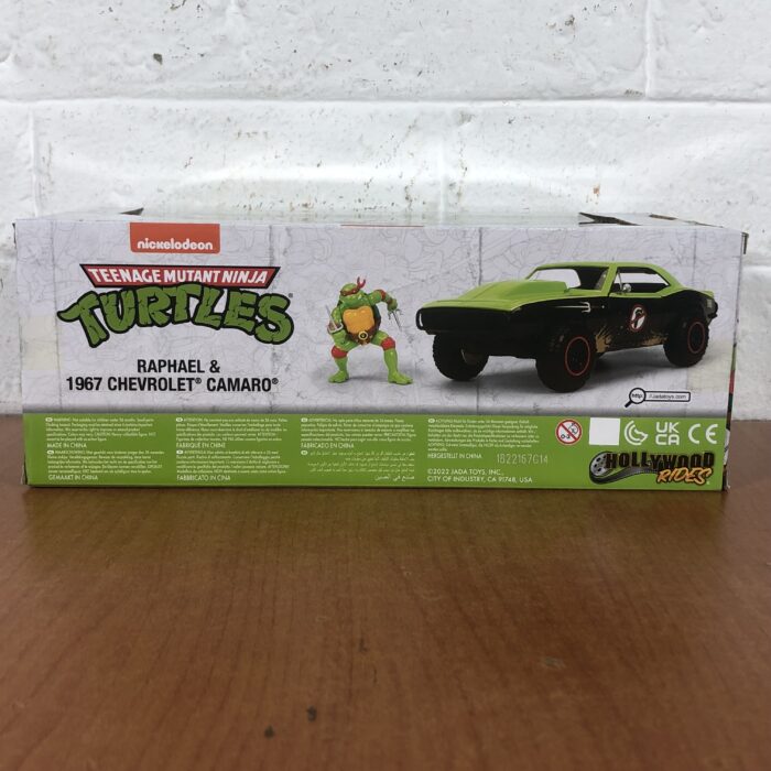 Teenage Mutant Ninja Turtles ~ Raphael & 1967 Chevrolet Camaro (1:24) - Image 12