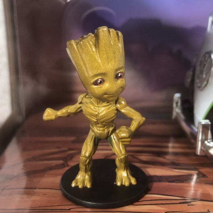 Marvel Guardians of the Galaxy ~ Groot & 1963 Volkswagen Bus Pickup (1:24) - Image 2