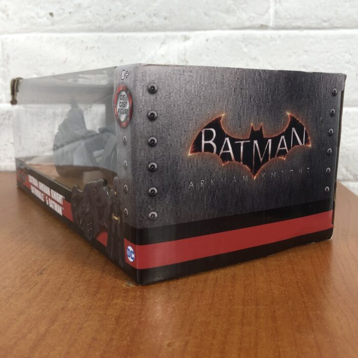 Batman Arkham Knight ~ Batmobile & Batman (1:24) - Image 9