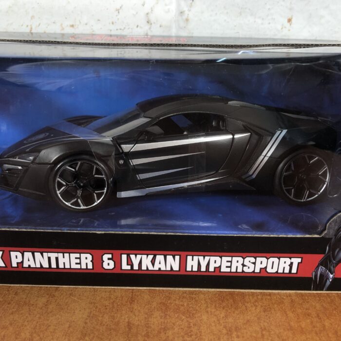 Marvel Avengers ~ Black Panther & Lykan Hypersport (1:24) - Image 3