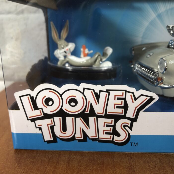 Looney Tunes ~ Bugs Bunny & 1957 Chevrolet Corvette (1:24) - Image 7