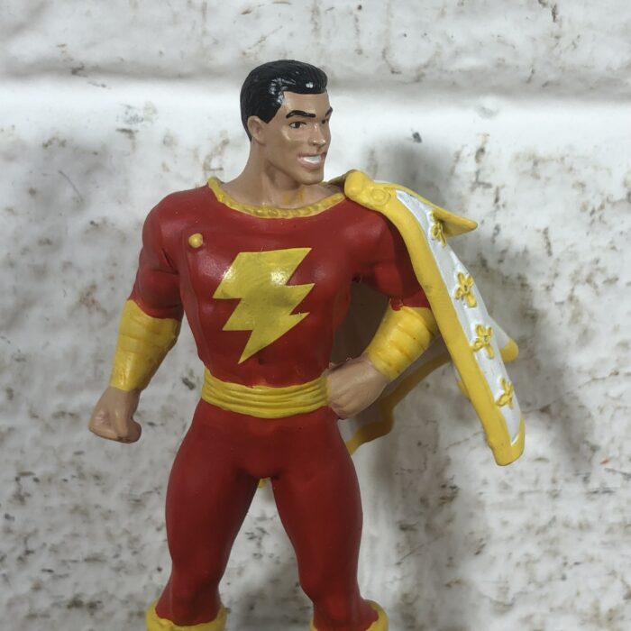 DC Figurines ~ Shazam & Mary (Shazam!) - Image 3