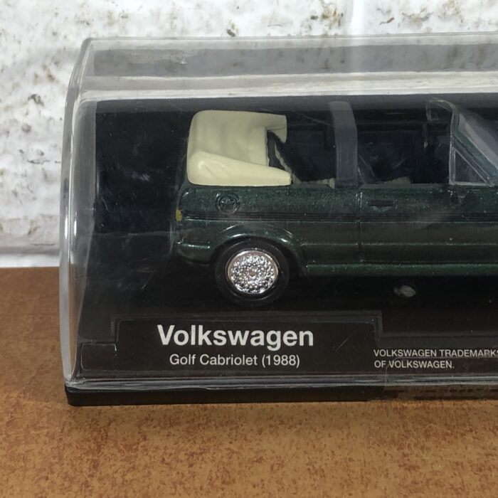 1988 Volkswagen Golf Cabriolet (1:43) - Image 2