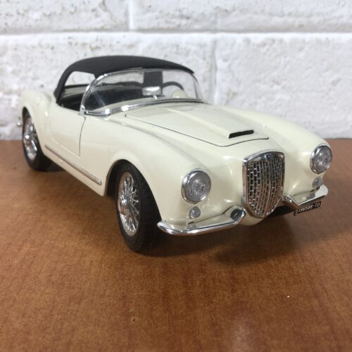1955 Lancia Aurelia B24 Spider (1:18) ~ Made in Italy
