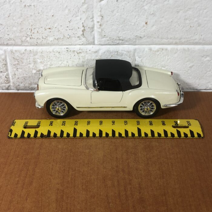 1955 Lancia Aurelia B24 Spider (1:18) ~ Made in Italy - Image 12