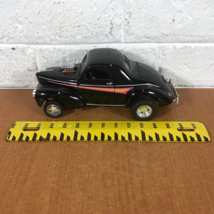 1941 Willys Coupe (1:18) - Image 10