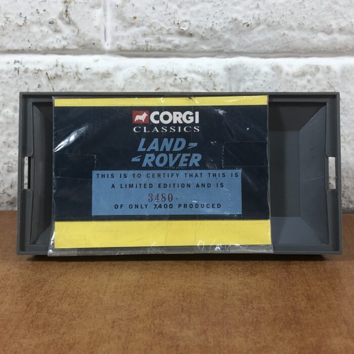 Corgi Classics AA Road Service Land Rover Model - Image 8