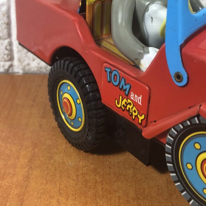 RARE Vintage 1960s Tom & Jerry Tin Toy Jeep Model (Made in Japan) - Image 4