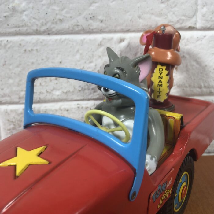 RARE Vintage 1960s Tom & Jerry Tin Toy Jeep Model (Made in Japan) - Image 8