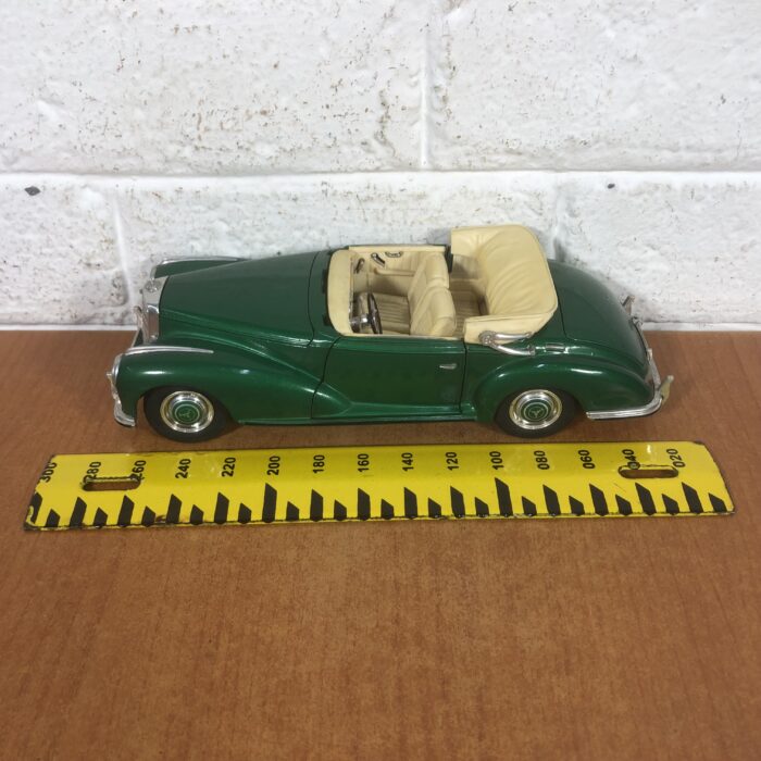 1955 Mercedes-Benz 300S (1:18) - Image 10