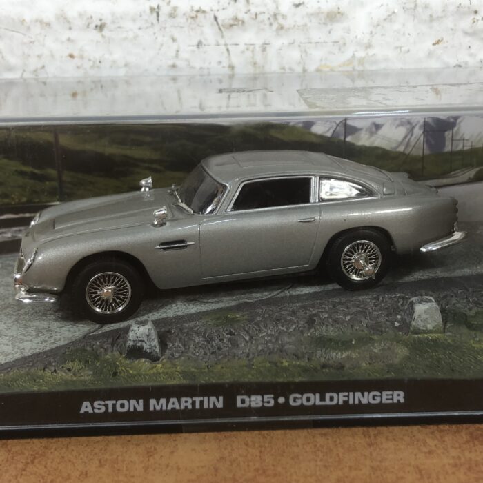 James Bond Aston Martin DB5 Model (Goldfinger) - Image 4