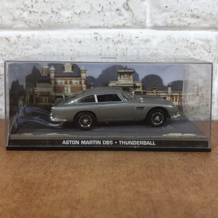 James Bond Aston Martin DB5 Model (Thunderball) - Image 2