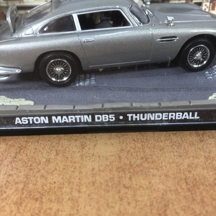 James Bond Aston Martin DB5 Model (Thunderball) - Image 4