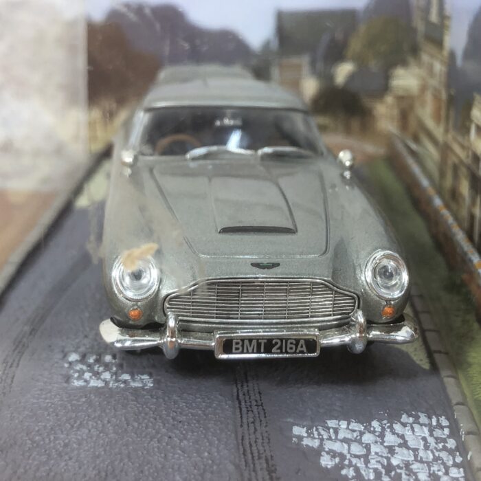 James Bond Aston Martin DB5 Model (Thunderball) - Image 5
