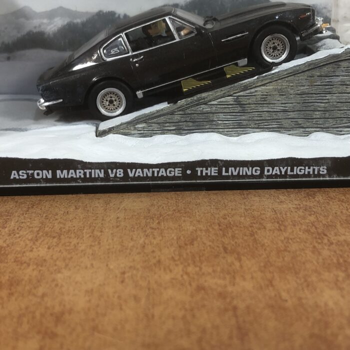 James Bond Aston Martin V8 Vantage Model (The Living Daylights) - Image 4