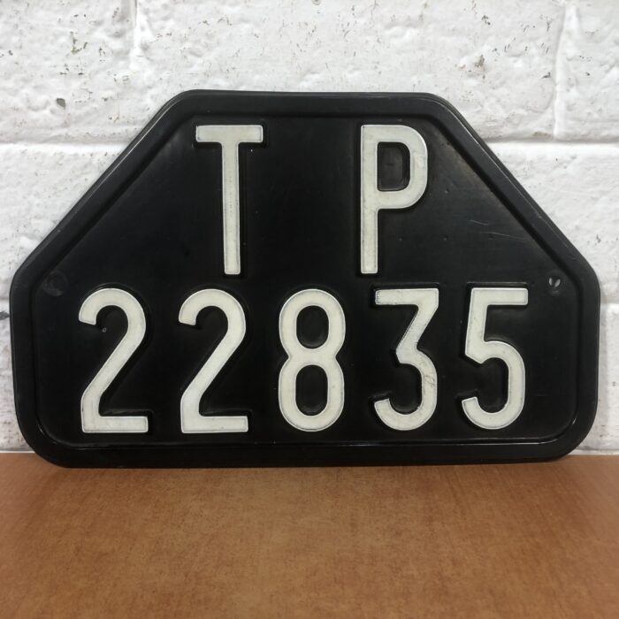 Pair of Vintage Number Plates - Image 2