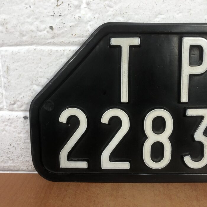 Pair of Vintage Number Plates - Image 3