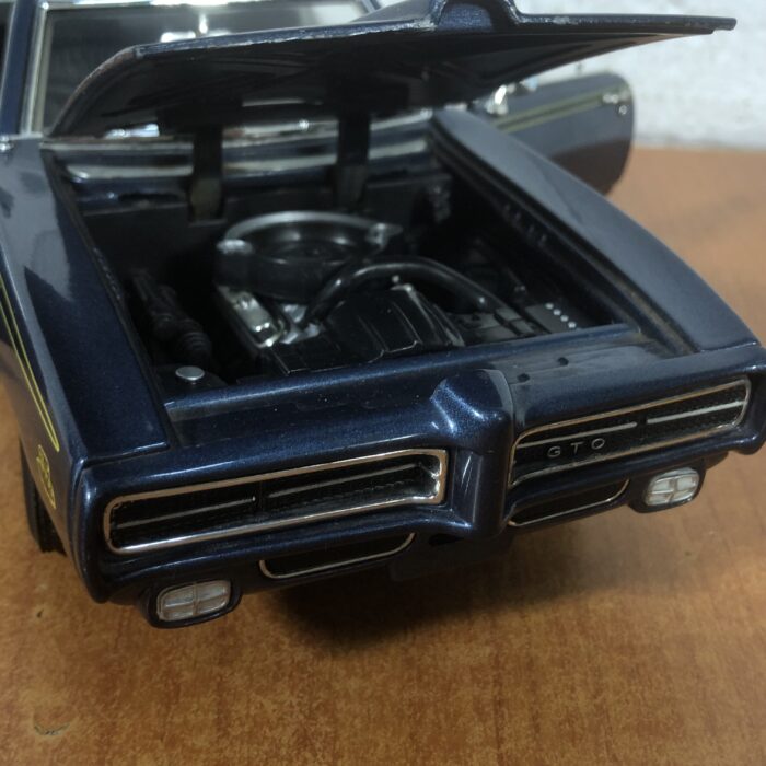 1969 Pontiac GTO Judge (1:18) - Image 3
