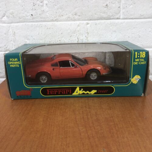 Ferrari Dino 246GT (1:18)