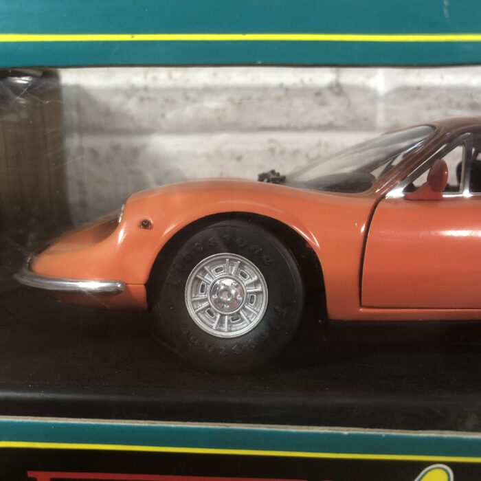 Ferrari Dino 246GT (1:18) - Image 11