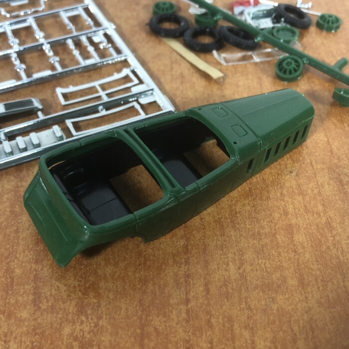 1931 Cadillac Sport Phaeton Assembly Kit (1:48) ~ Made in USA - Image 3
