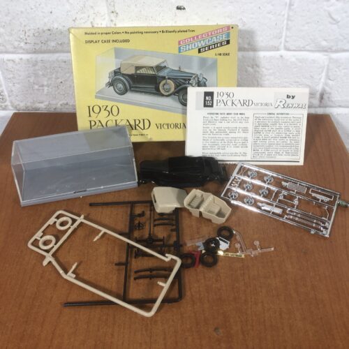 1930 Packard Victoria Assembly Kit (1:48) ~ Made in USA