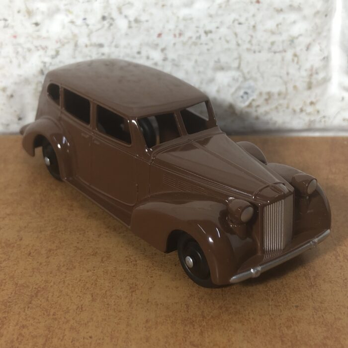 Dinky Toys ~ Packard Eight Sedan - Image 3