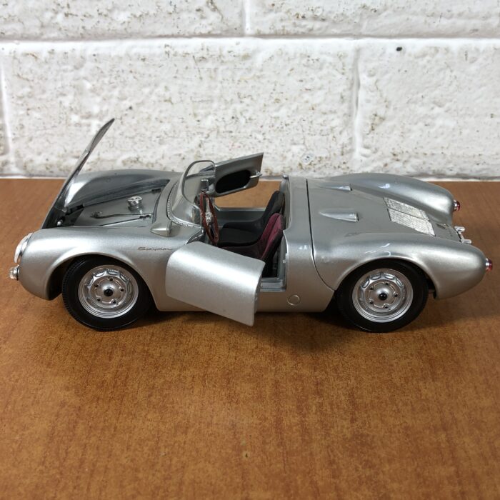 Porsche 550 A Spyder (1:18) - Image 4