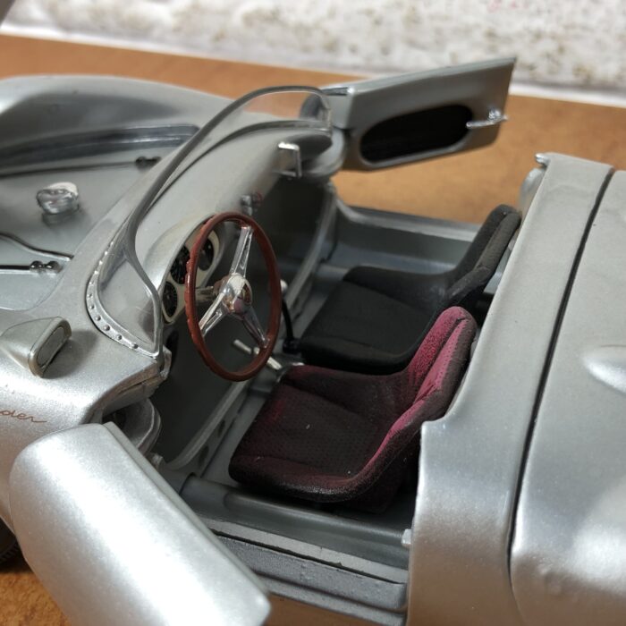 Porsche 550 A Spyder (1:18) - Image 8
