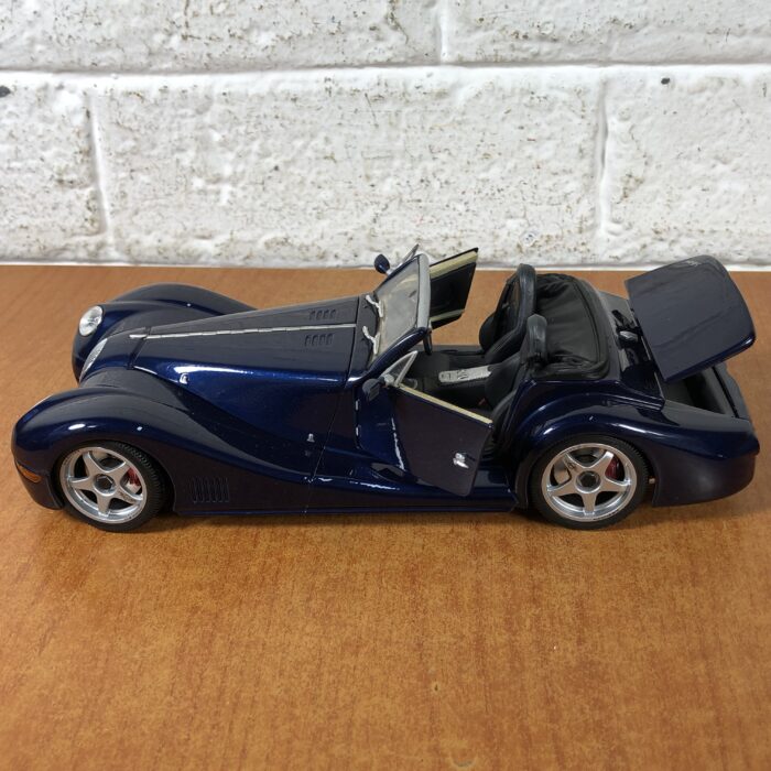 Morgan Aero 8 (1:18) - Image 4