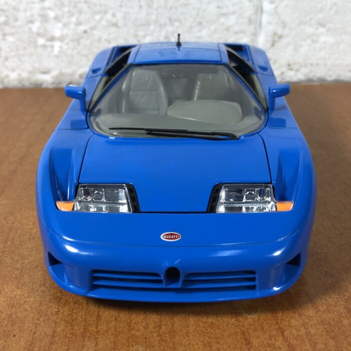 1991 Bugatti EB 110 (1:18) ~ Made in Italy - Image 3