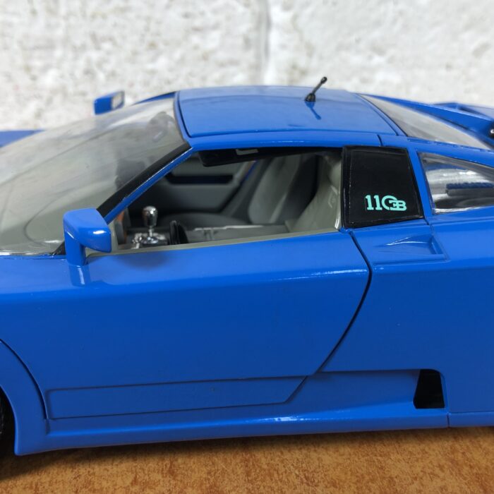 1991 Bugatti EB 110 (1:18) ~ Made in Italy - Image 6