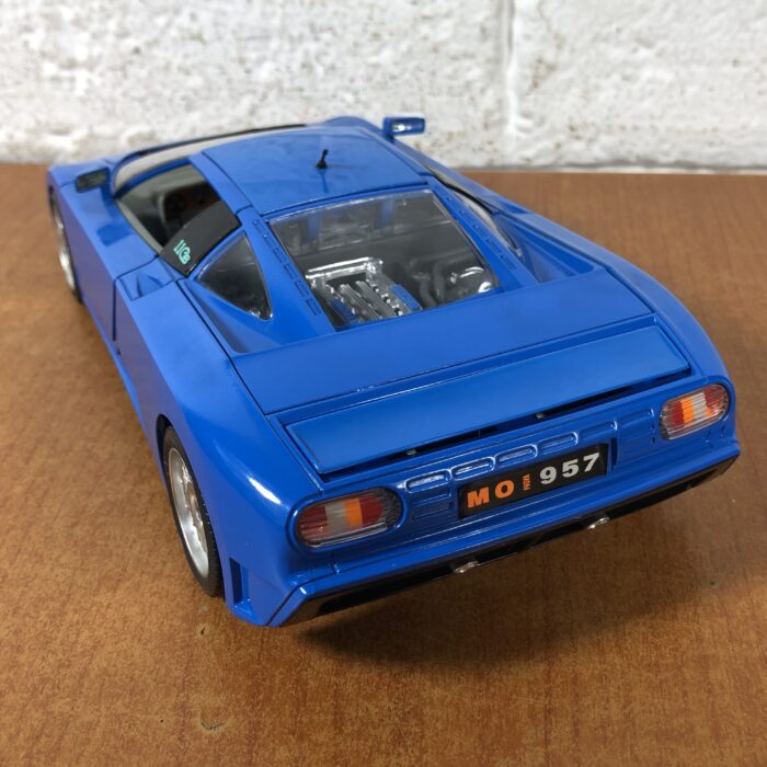 1991 Bugatti EB 110 (1:18) ~ Made in Italy - Image 9