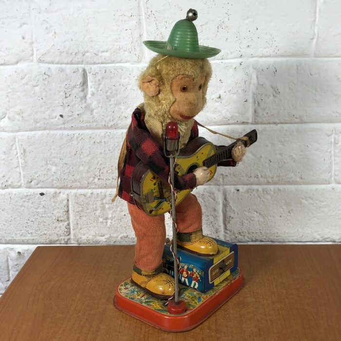 Vintage 1960s  Tin Toy Rock 'n Roll Monkey (Made in Japan) - Image 8