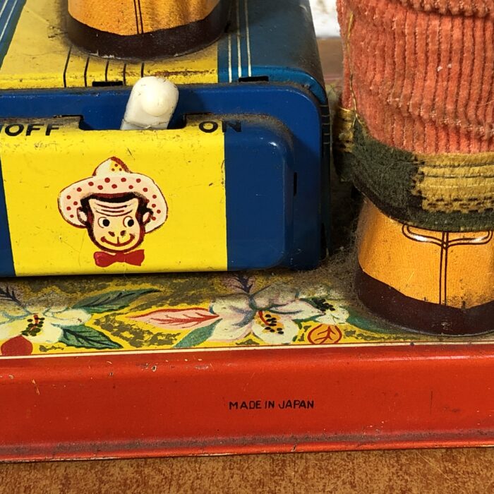 Vintage 1960s  Tin Toy Rock 'n Roll Monkey (Made in Japan) - Image 13