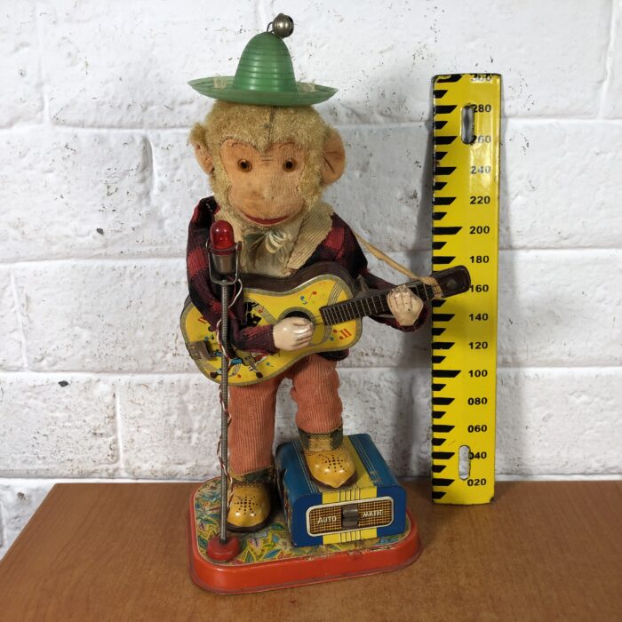 Vintage 1960s  Tin Toy Rock 'n Roll Monkey (Made in Japan) - Image 15