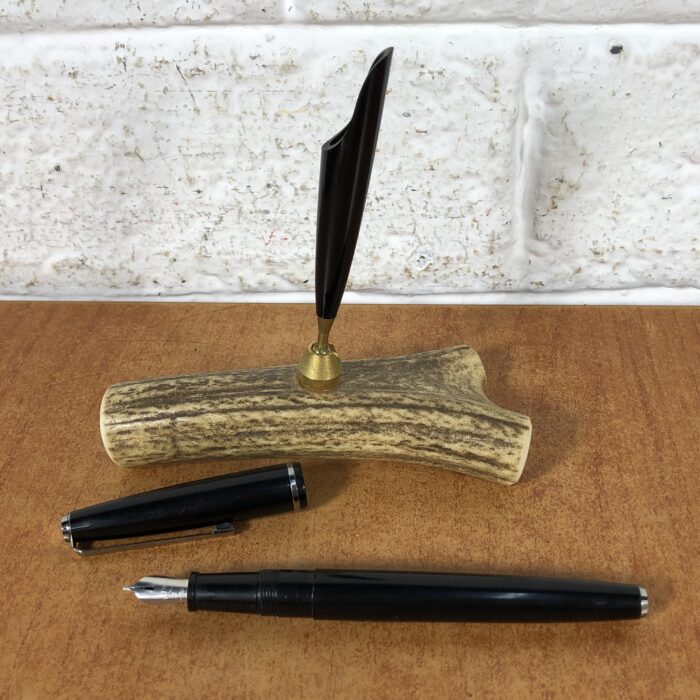 Vintage Platignum Silverline Fountain Pen on Stand & Cartridges (Made in England) - Image 3