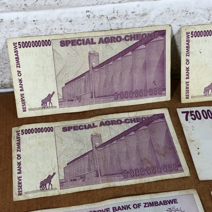 Vintage Zimbabwean Bank Notes (Up to 5 Billion Dollars) - Image 6