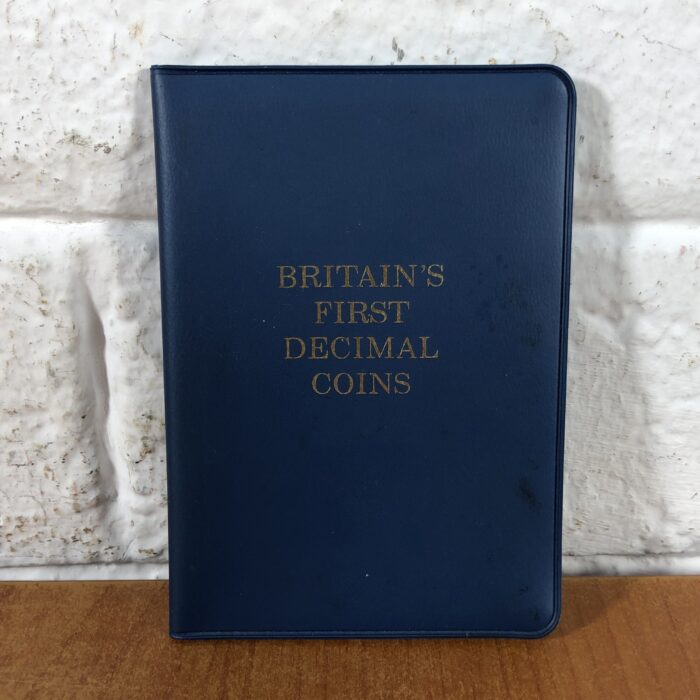 Vintage Britain's First Decimal Coins Set - Image 2
