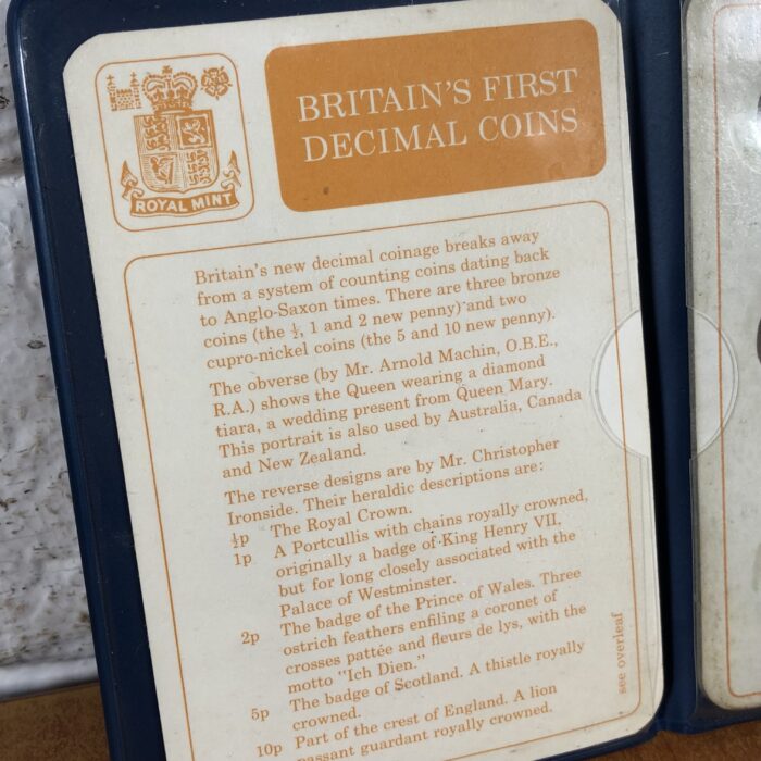 Vintage Britain's First Decimal Coins Set - Image 3