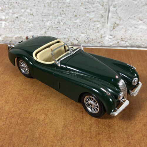 1948 Jaguar XK 120 (1:24) ~ Made in Italy