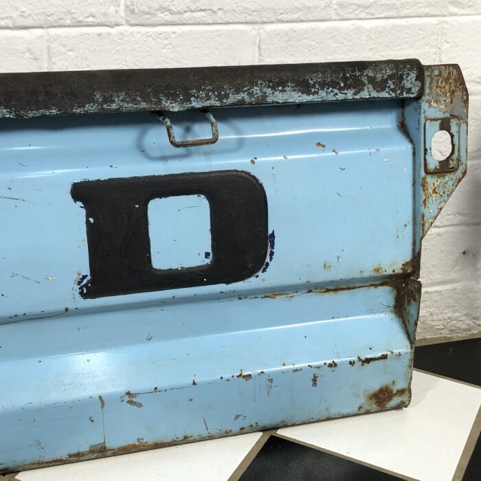 Vintage Ford Tailgate - Image 5