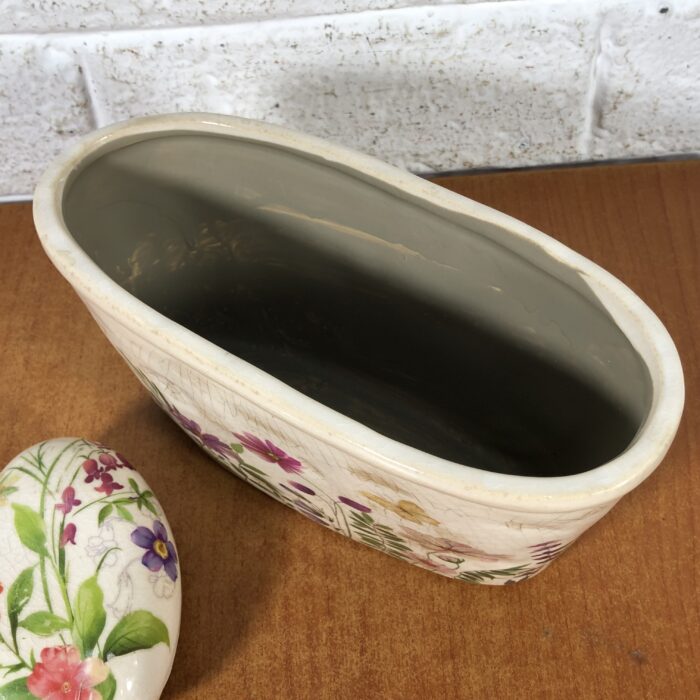 Ceramic Plant Pot & Heart Ornament - Image 4